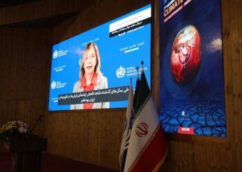 کاهش بارش در خاور میانه و ایران باعث افزایش غیر عادی دما و خشکسالی شده است