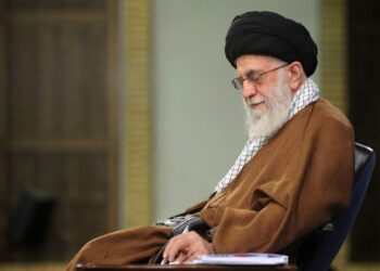 رهبر انقلاب: راه و مکتب سید مقاومت ادامه خواهد یافت